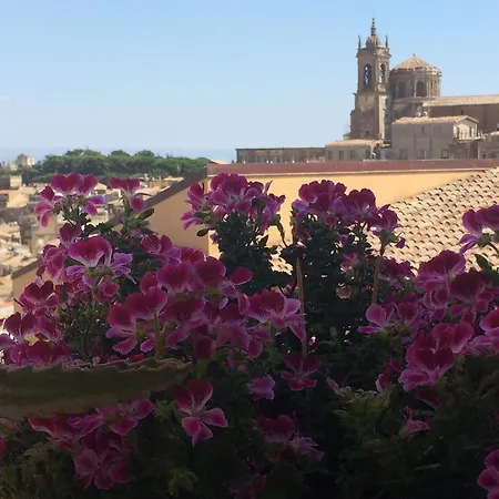 Apartment Attico Da Rosa Con Vista Spettacolare A 360 Gradi Caltagirone